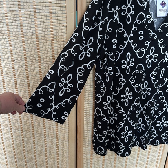 Black / White Knit Tunic XXL - Picture 2 of 6